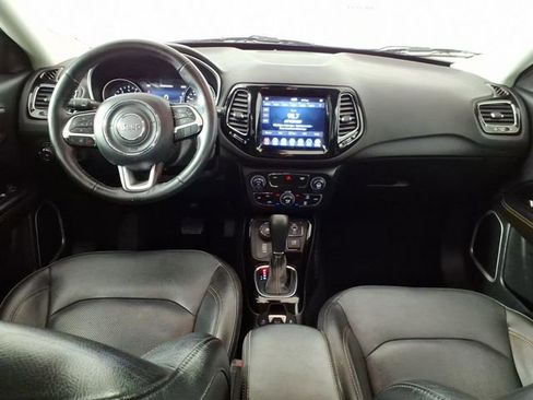 Used 2019 Jeep Compass Limited AWD/4WD image 10