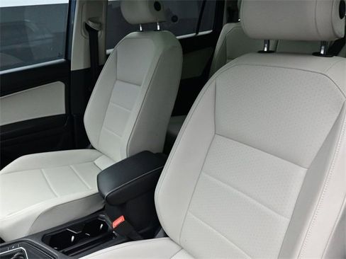 Used 2021 Volkswagen Tiguan SEL w/ 3-Row Tiguan MDO Package image 19