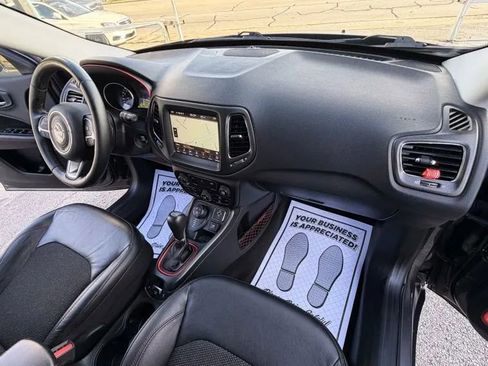 Used 2018 Jeep Compass Trailhawk w/ Navigation Group AWD/4WD image 42