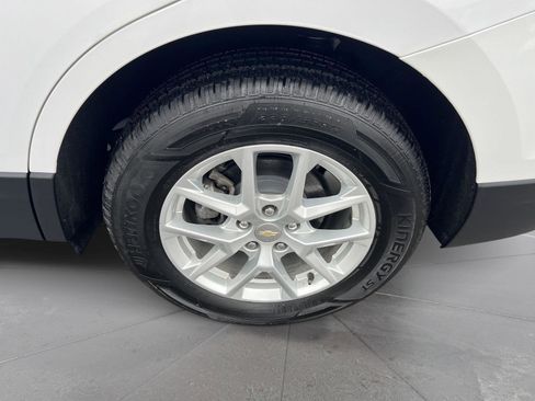 Used 2023 Chevrolet Equinox LT image 12