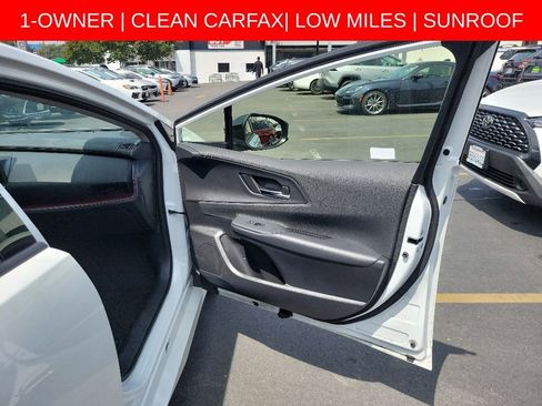 Used 2024 Toyota Prius Prime FWD image 9