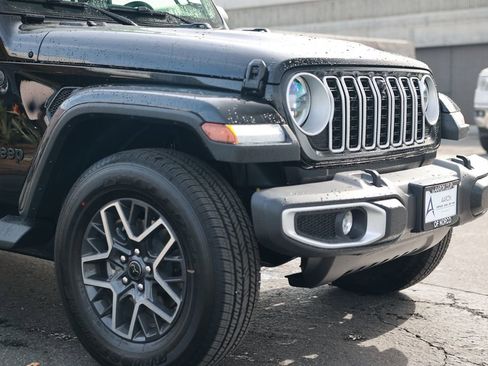 New 2026 Jeep Wrangler Sahara image 7