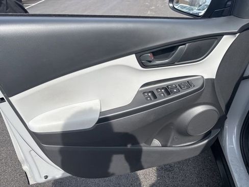 Used 2023 Hyundai Kona SEL w/ Cargo Package image 26