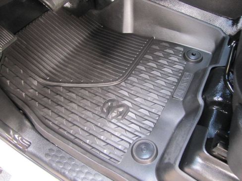 Used 2023 RAM 2500 Tradesman w/ Chrome Appearance Group image 16