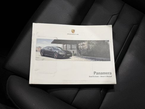 Certified 2022 Porsche Panamera 4S image 57