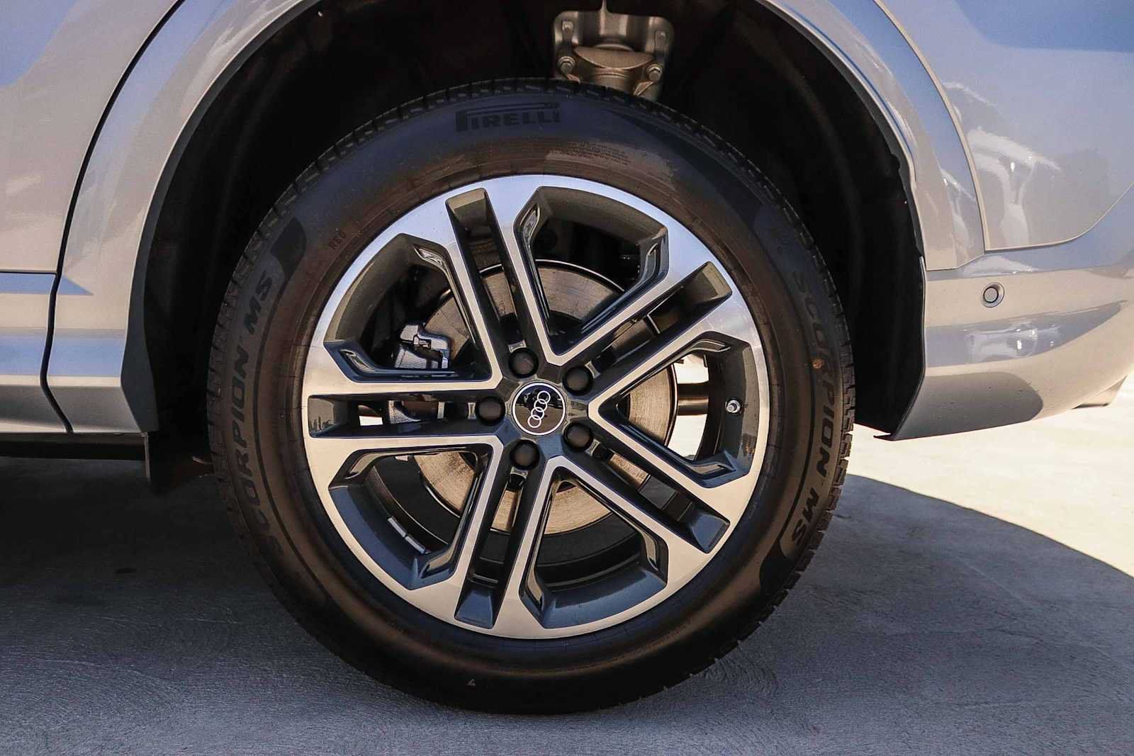 New 2026 Audi Q5 Premium AWD/4WD image 13
