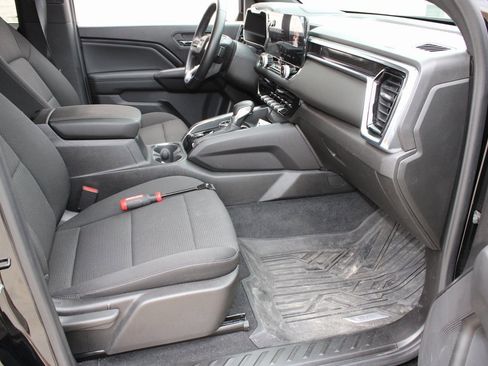 Used 2024 GMC Canyon Elevation w/ Convenience Package image 16