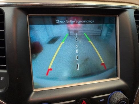 Used 2017 Jeep Grand Cherokee Summit image 23