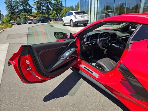 Used 2026 Chevrolet Corvette Stingray Coupe w/ Z51 Performance Package RWD image 17