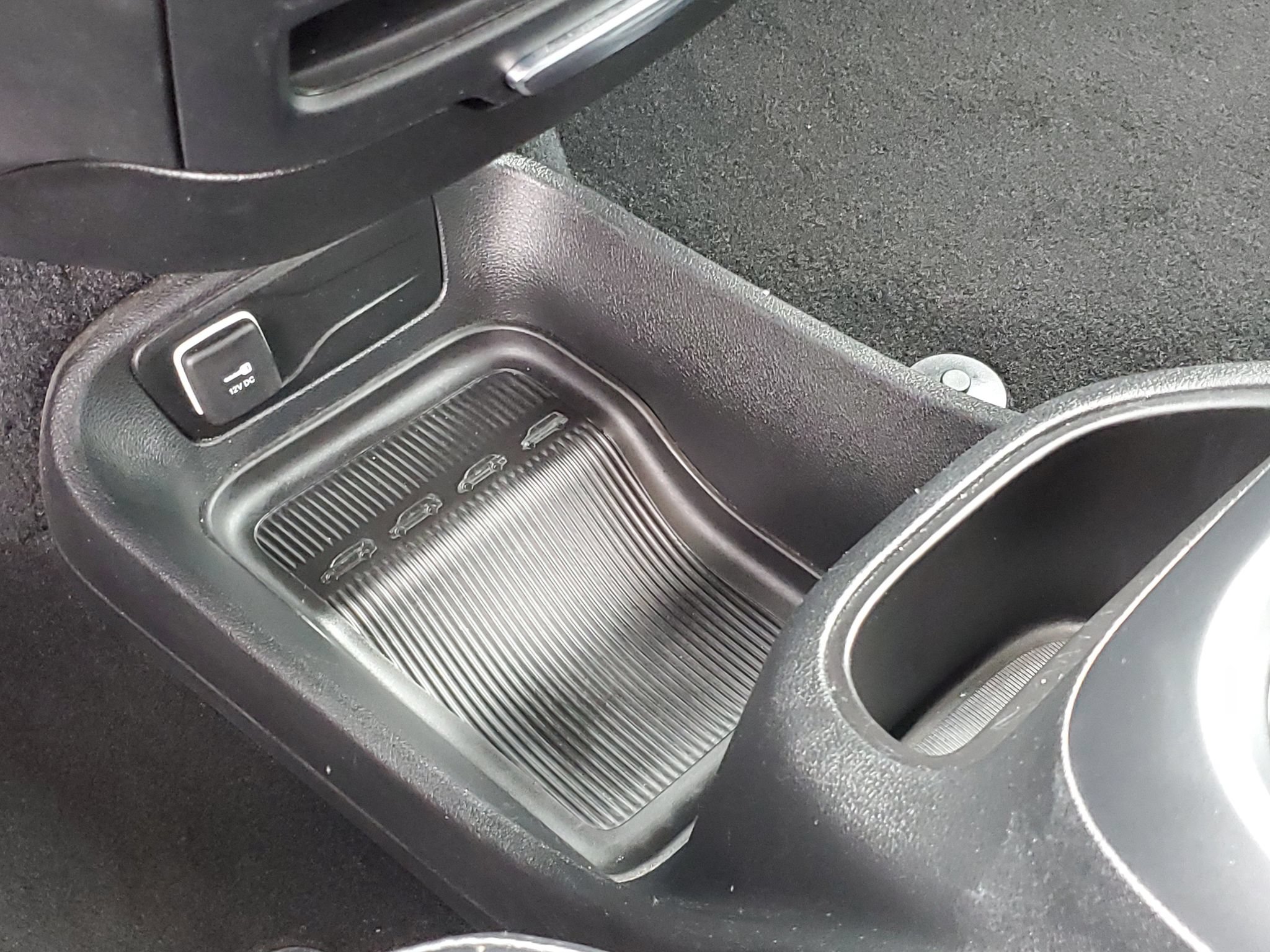 Used 2025 Chrysler Pacifica Select FWD image 21