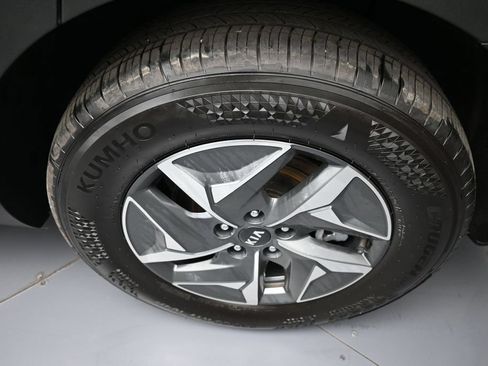 Certified 2021 Kia Sorento EX FWD image 15