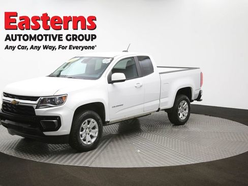 Used 2022 Chevrolet Colorado LT w/ Fleet Safety Package image 53