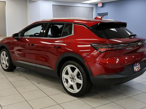 New 2026 Chevrolet Equinox EV LT w/ LPO, Blackout Package image 4