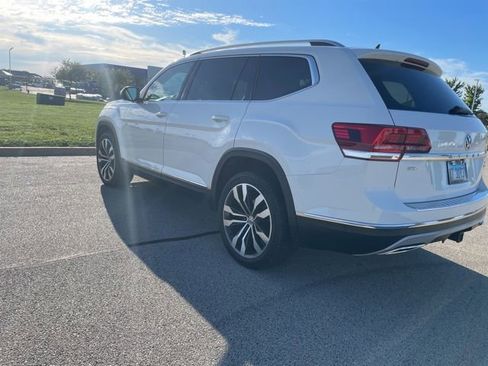 Used 2019 Volkswagen Atlas SEL Premium AWD/4WD image 4