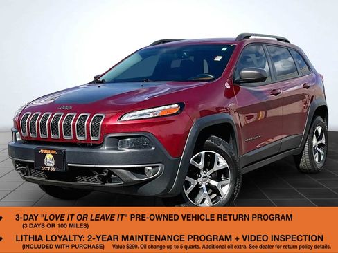 Used 2015 Jeep Cherokee Trailhawk w/ Comfort/Convenience Group AWD/4WD image 1