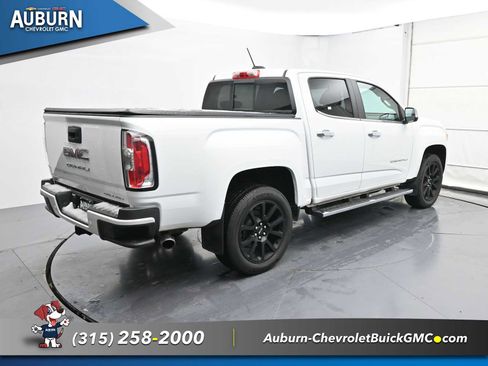 Used 2021 GMC Canyon Denali image 13