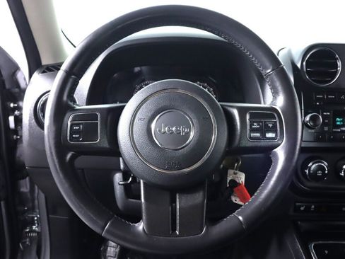 Used 2017 Jeep Patriot Sport image 10