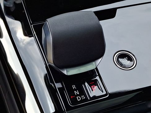 New 2026 Land Rover Range Rover Sport Autobiography AWD/4WD image 13
