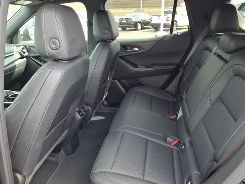 Used 2025 Chevrolet Equinox LT w/ Convenience Package II AWD/4WD image 23