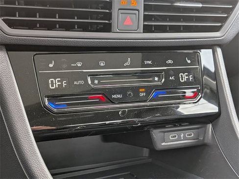 New 2026 Volkswagen Jetta SE image 19