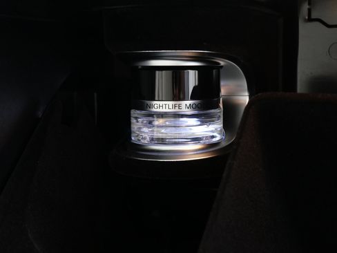 Used 2024 Mercedes-Benz Maybach GLS 600 4MATIC image 54