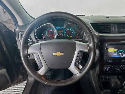 Used 2016 Chevrolet Traverse LT AWD/4WD image 12
