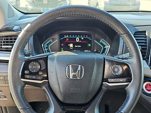 Used 2023 Honda Odyssey Touring image 26