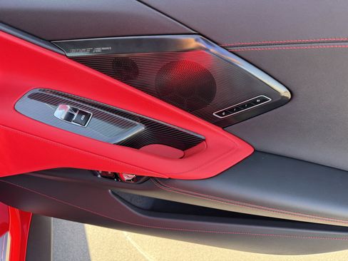 Used 2023 Chevrolet Corvette Stingray Preferred Cpe w/ Z51 Performance Package RWD image 8