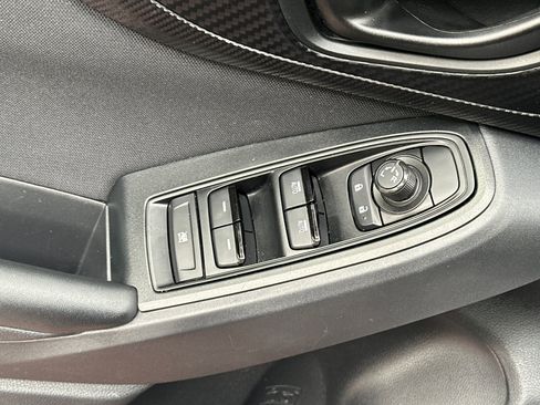 Used 2023 Subaru Crosstrek 2.0i image 15