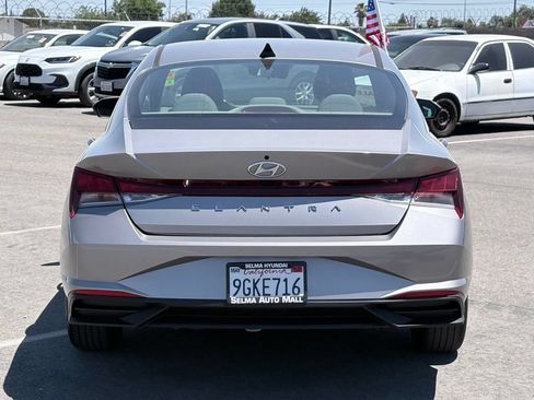 Used 2023 Hyundai Elantra SEL FWD image 6