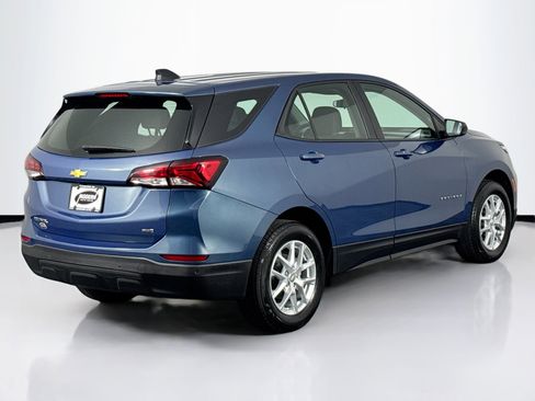 Used 2024 Chevrolet Equinox LS AWD/4WD image 11