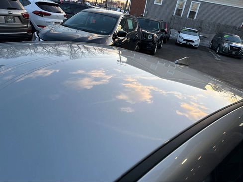 Used 2020 Hyundai Elantra SEL image 11