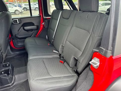Used 2021 Jeep Wrangler Unlimited Sport AWD/4WD image 16