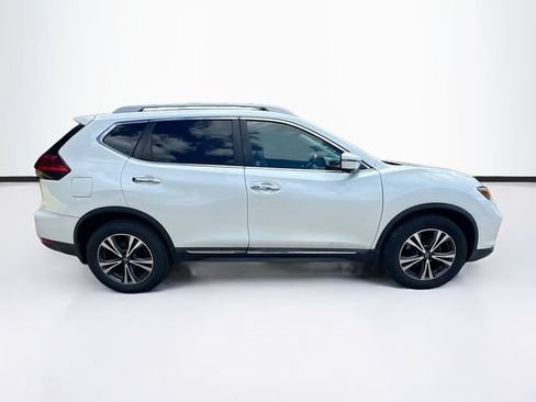 Used 2017 Nissan Rogue SL w/ SL Premium Package AWD/4WD image 6