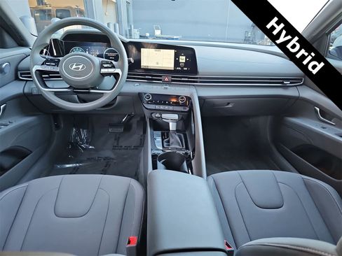 Certified 2024 Hyundai Elantra Blue image 14