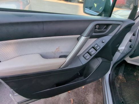 Used 2018 Subaru Forester 2.5i Premium AWD/4WD image 8
