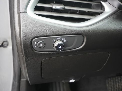 Used 2024 Chevrolet Malibu LT image 17