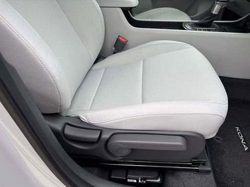 New 2026 Hyundai Kona SEL Sport AWD/4WD image 17