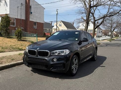 Used 2018 BMW X6 sDrive35i w/ M Sport Package image 2