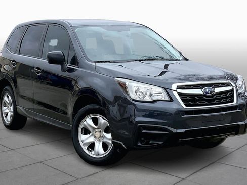 Used 2018 Subaru Forester 2.5i image 2