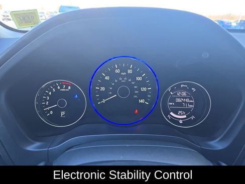 Used 2018 Honda HR-V EX image 15