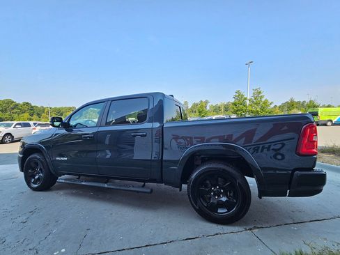 Used 2025 RAM 1500 Big Horn AWD/4WD image 5