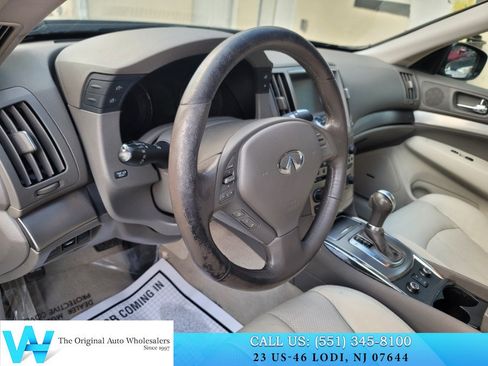 Used 2015 INFINITI Q40 AWD w/ Navigation Package image 11