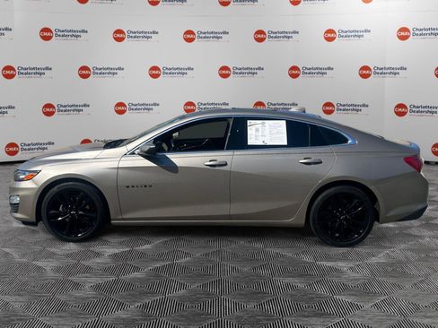 Used 2023 Chevrolet Malibu LT FWD image 2