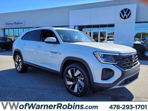 New 2026 Volkswagen Atlas Cross Sport SE AWD/4WD image 1