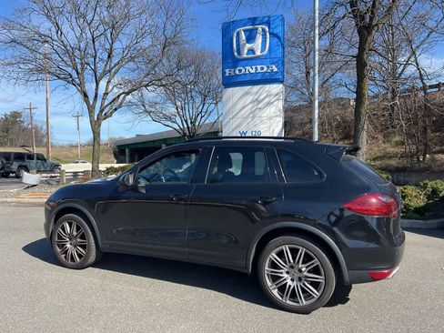 Used 2012 Porsche Cayenne S image 27