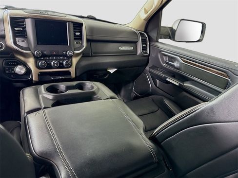 Used 2019 RAM 1500 Laramie image 15