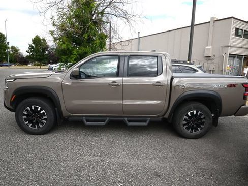 Used 2023 Nissan Frontier PRO-4X w/ Pro Convenience Package AWD/4WD image 2