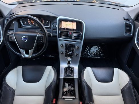 Used 2017 Volvo XC60 T5 Dynamic w/ Preferred Option Package image 26