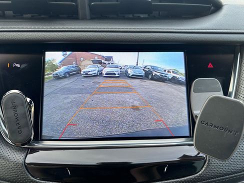 Used 2017 Cadillac XT5 Luxury w/ Driver Awareness Package image 20